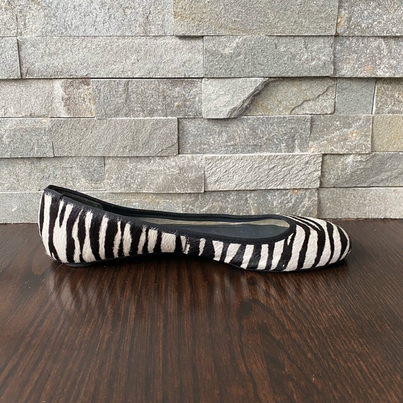 GAP Black White Zebra Animal Print Flats - Picture 3 of 10